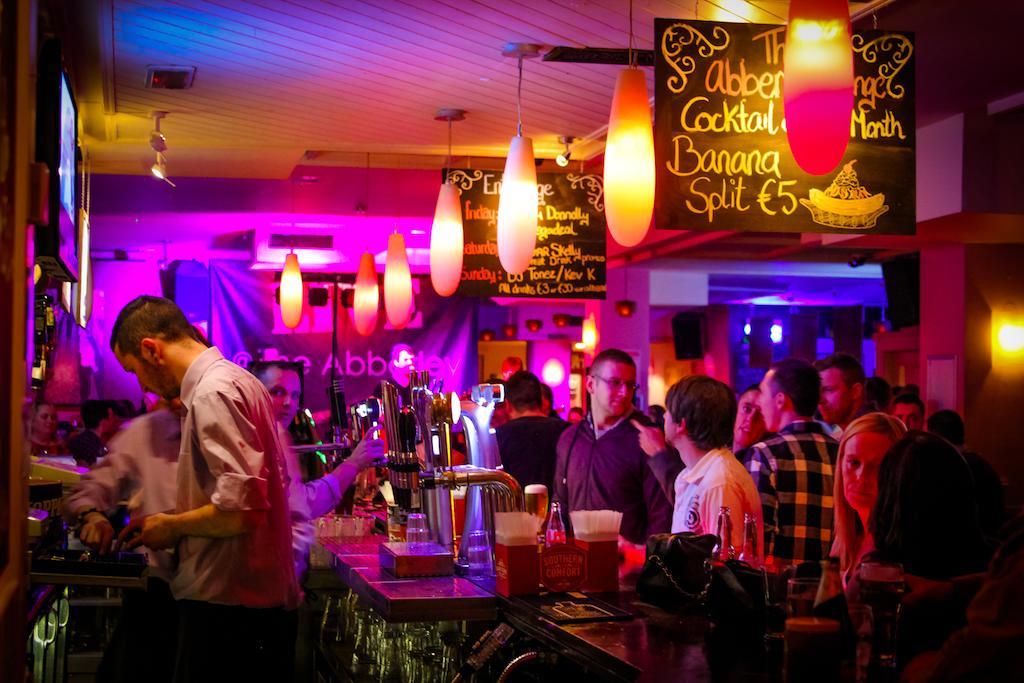 Abberley Court Hotel Tallaght Extérieur photo