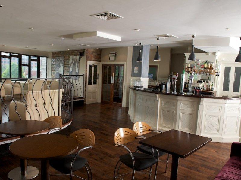 Abberley Court Hotel Tallaght Extérieur photo