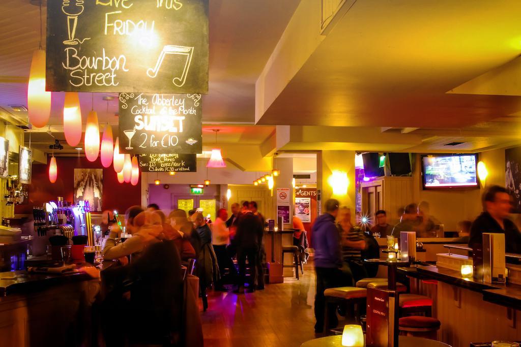 Abberley Court Hotel Tallaght Extérieur photo